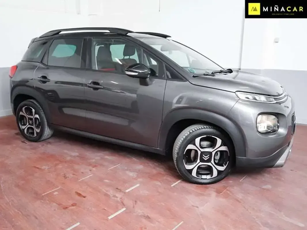Usado Citroën C3 Aircross Shine 120 CV (88 kW) 2021 Gris SUV