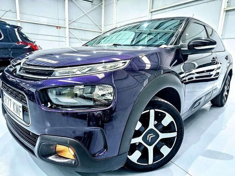 Negro Usado 2018 Citroën C4 Cactus Shine Utilitario | 8999 € (Buen precio) - Imagen 1/4