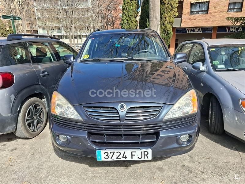 Usado Ssangyong (KGM) Kyron 141 CV (103 kW) 2006 Negro SUV