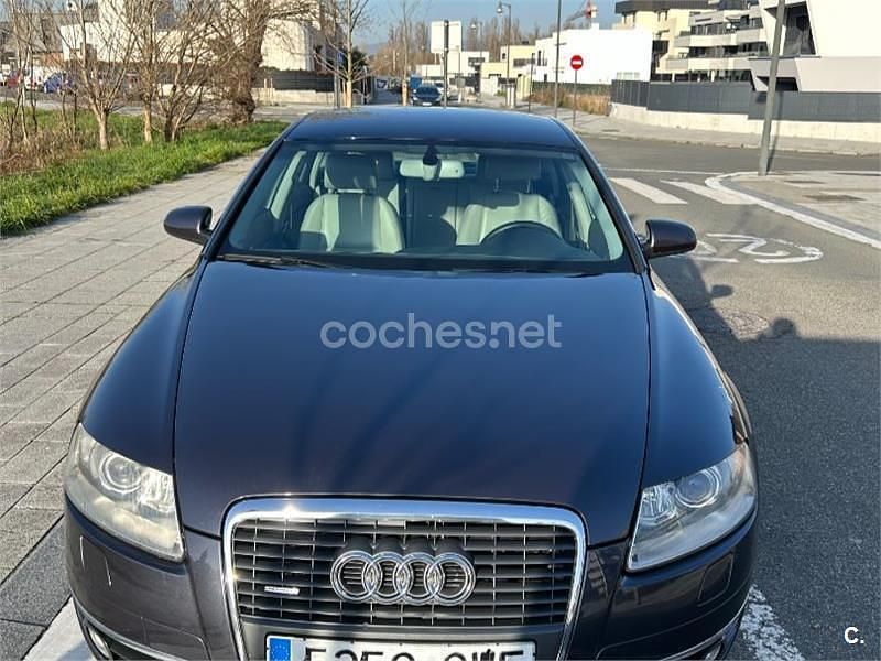 Usado Audi A6 240 CV (176 kW) 2010 Azul Berlina