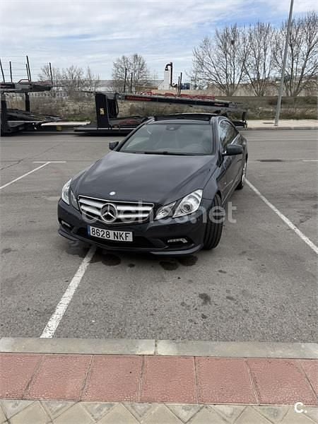 Usado Mercedes E250 204 CV (150 kW) 2010 Gris / plata Coupe
