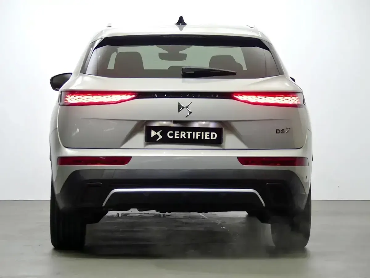 Usado DS Automobiles DS4 Rivoli 130 CV (95 kW) 2022 Gris SUV