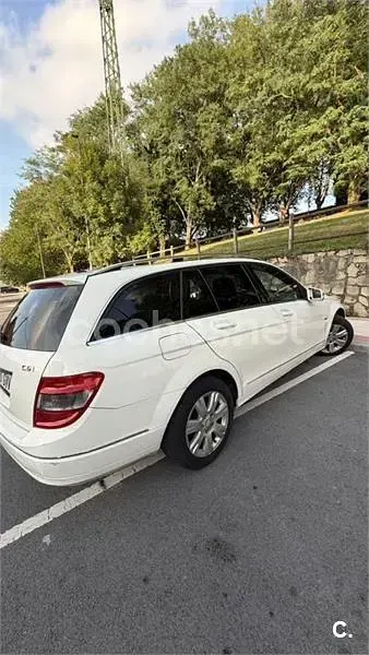 Usado Mercedes C220 170 CV (125 kW) 2010 Blanco Familiar