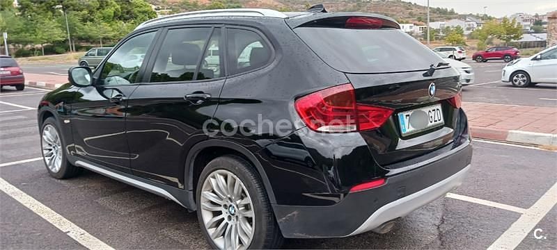 Usado BMW X1 177 CV (130 kW) 2010 Negro SUV