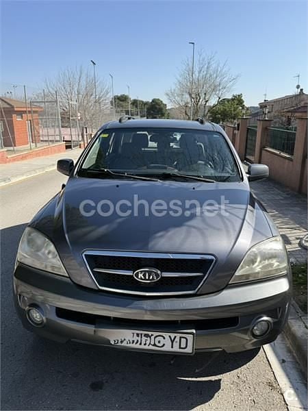 Usado Kia Sorento EX 140 CV (102 kW) 2004 Gris / plata SUV