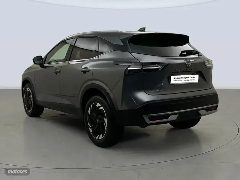 Usado Nissan Qashqai N-Connecta 140 CV (102 kW) 2024 Gris SUV