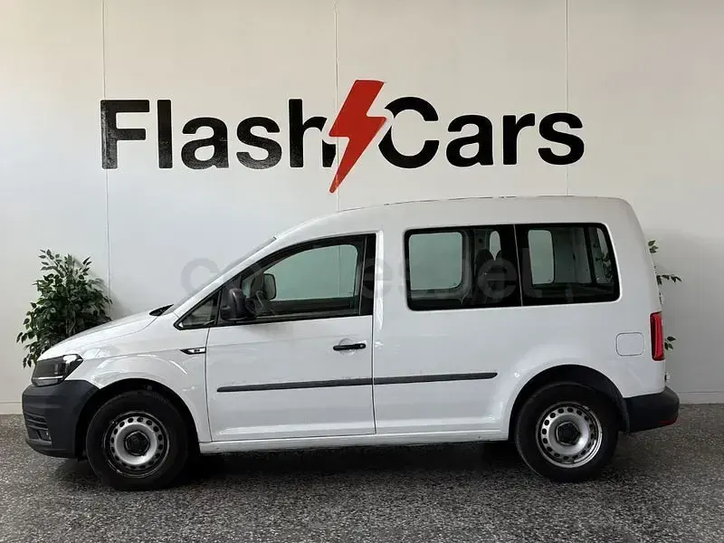 Usado VW Caddy Beach 102 CV (75 kW) 2018 Blanco Monovolumen