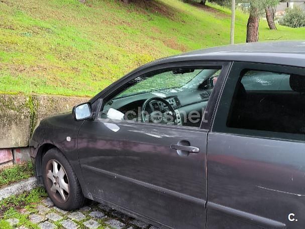Usado Toyota Corolla Luna 116 CV (85 kW) 2006 Gris / plata Berlina