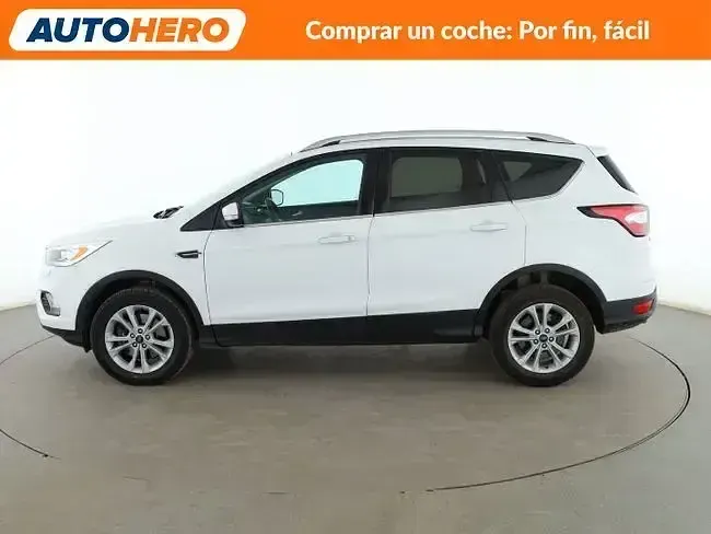 Usado Ford Kuga Titanium 150 CV (110 kW) 2017 Blanco SUV