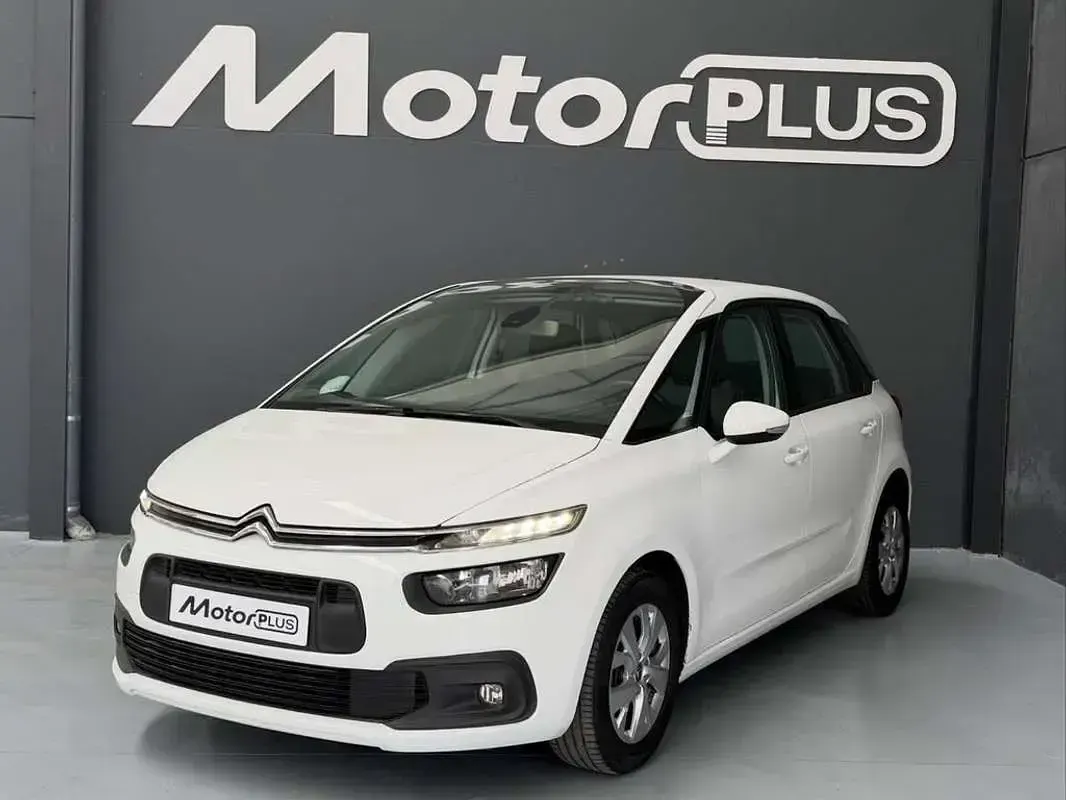 Usado Citroën Spacetourer Shine 120 CV (88 kW) 2018 Blanco Monovolumen
