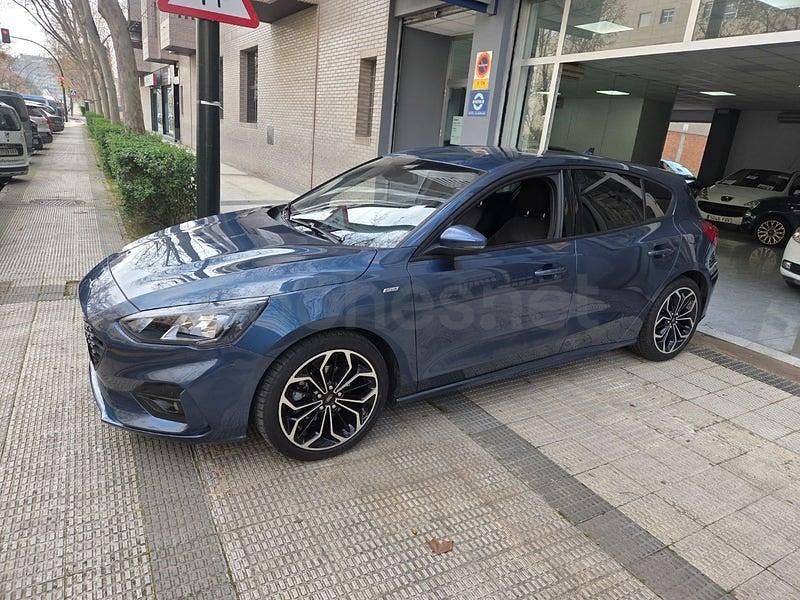 Usado Ford Focus ST-Line 155 CV (114 kW) 2021 Azul Berlina