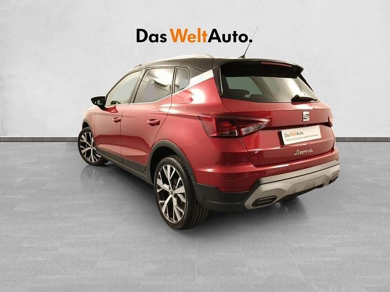 Usado Seat Arona Style 116 CV (85 kW) 2025 Rojo SUV