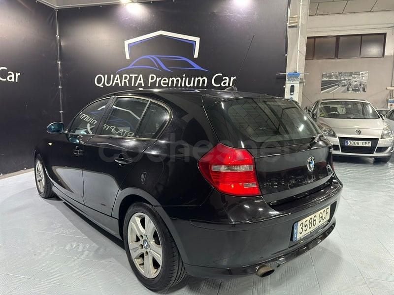 Usado BMW 118 143 CV (105 kW) 2008 Negro Utilitario