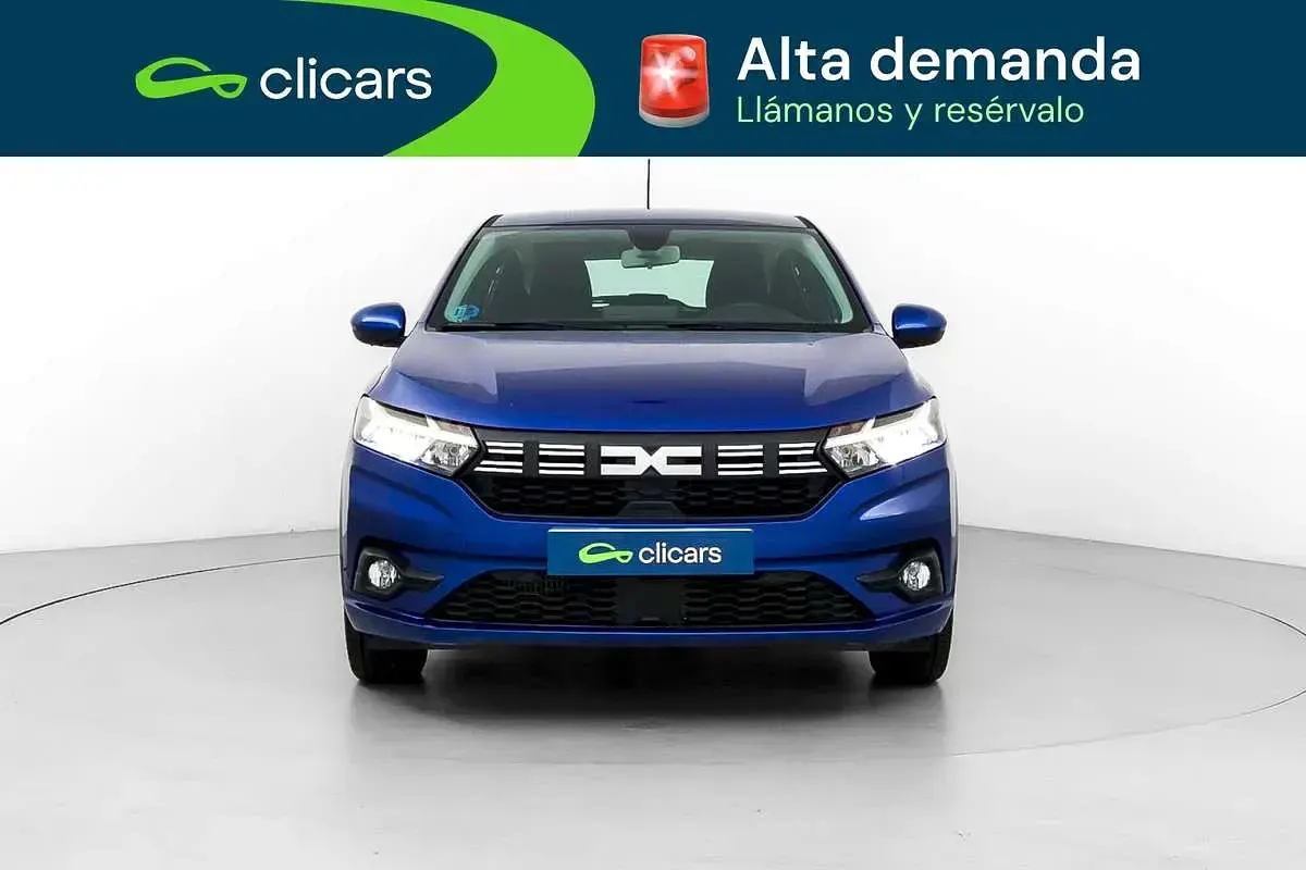 Usado Dacia Sandero Essentiel 101 CV (74 kW) 2023 Azul Utilitario