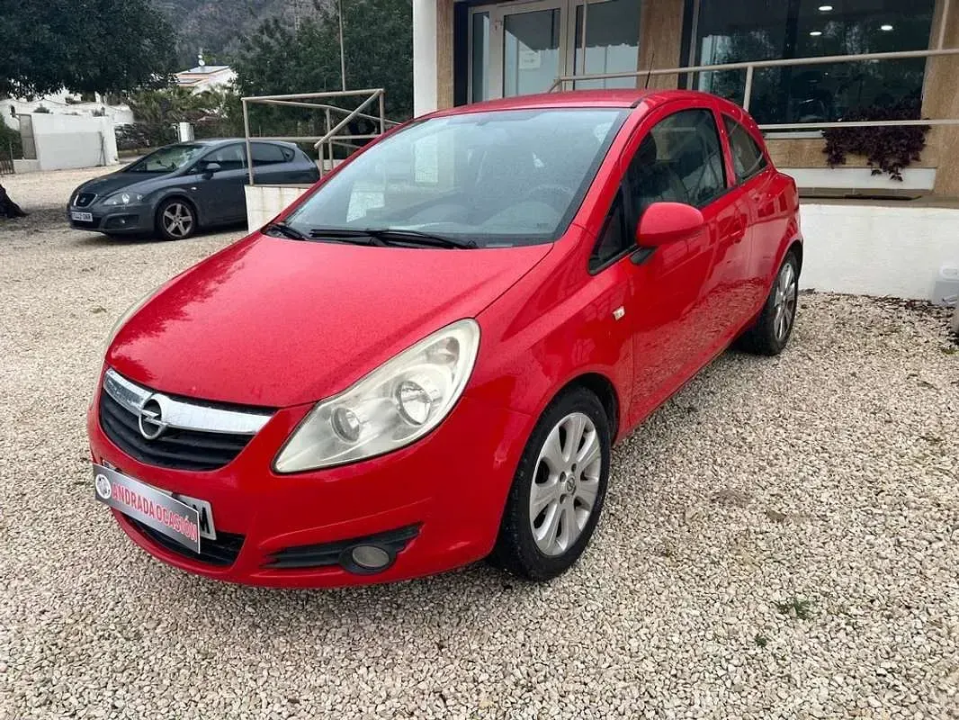 Usado Opel Corsa Enjoy 90 CV (66 kW) 2008 Rojo Utilitario