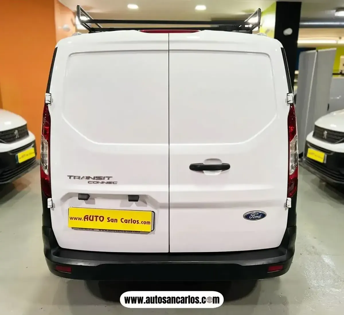 Usado Ford Transit Connect Ambiente 74 CV (54 kW) 2021 Blanco Monovolumen