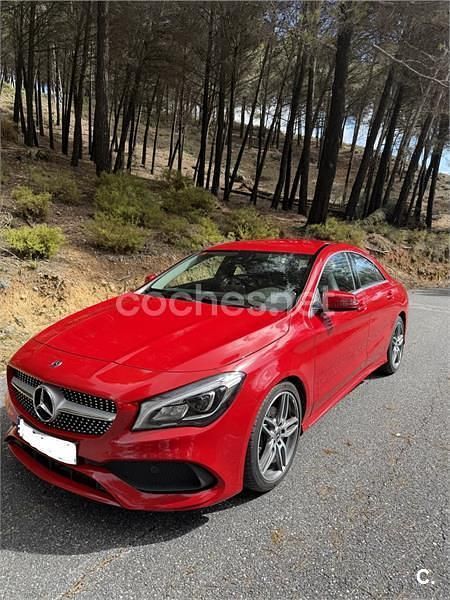 Usado Mercedes CLA180 122 CV (89 kW) 2018 Rojo Berlina
