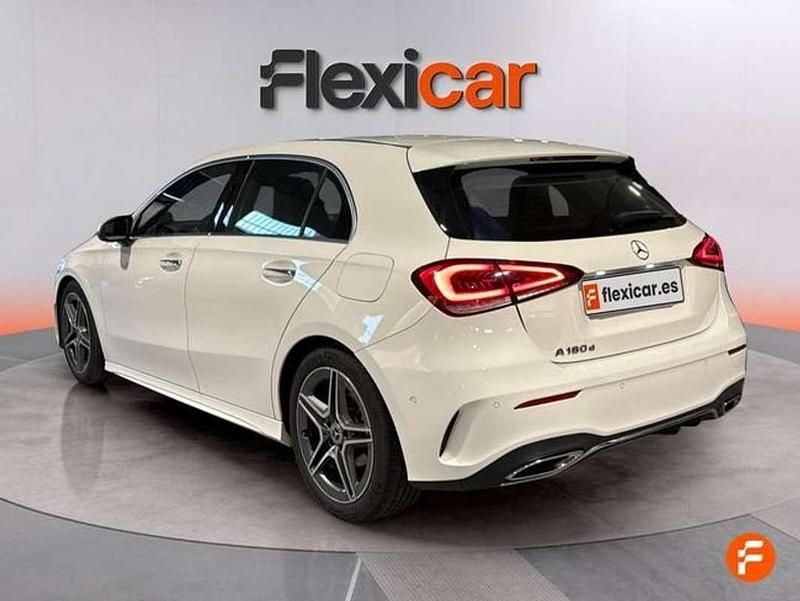 Usado Mercedes A180 109 CV (80 kW) 2020 Blanco Utilitario