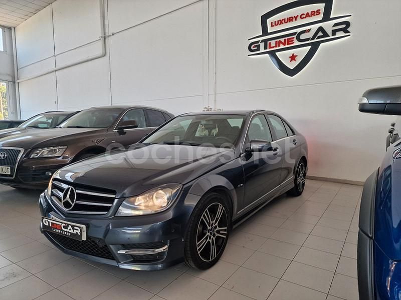 Usado Mercedes C200 136 CV (100 kW) 2014 Gris / plata Berlina
