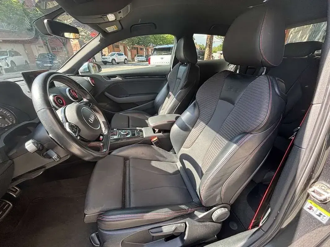 Usado Audi S3 Sportback 300 CV (220 kW) 2016 Gris Utilitario