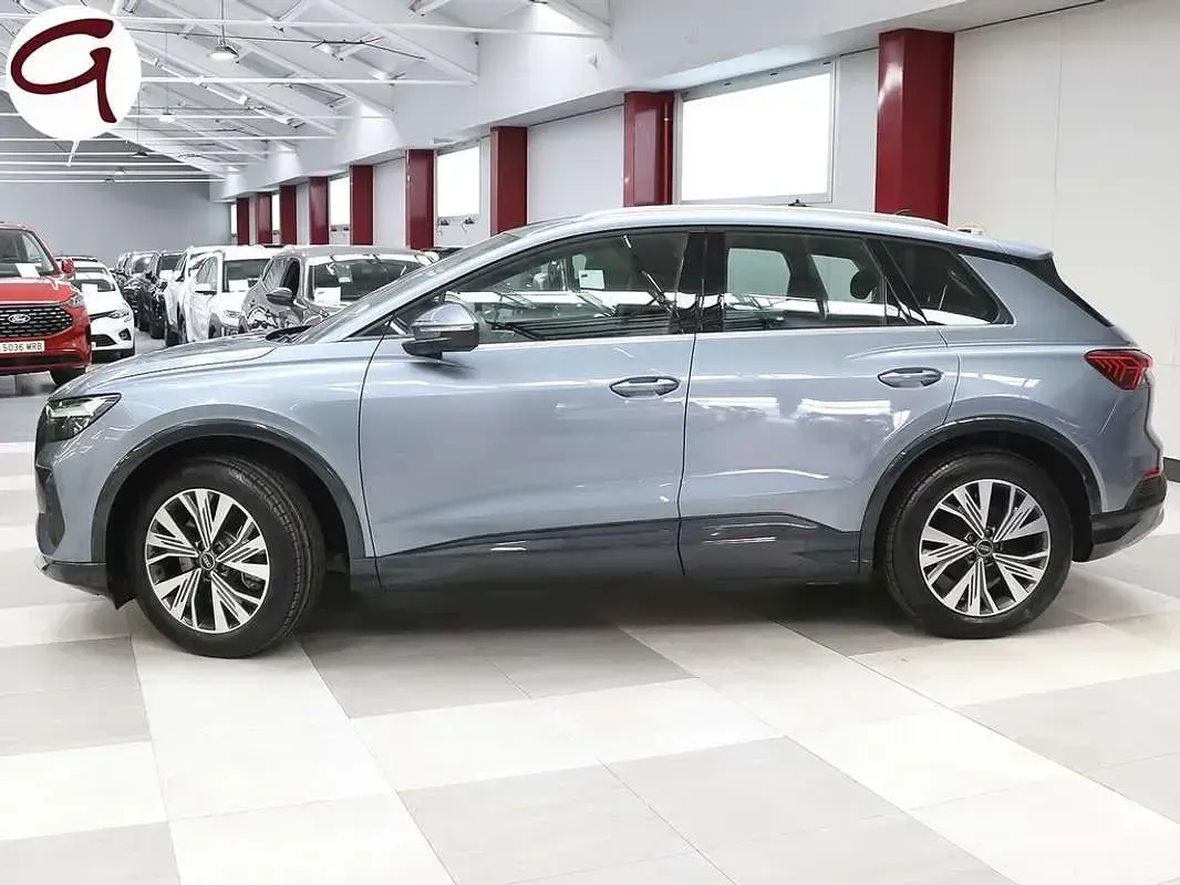 Usado Audi Q4 e-tron Advanced Plus 150 kW (204 CV) 2023 Plateado SUV