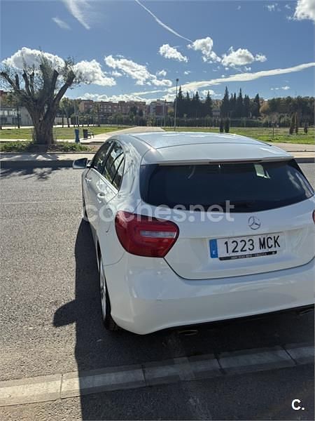 Blanco Usado 2013 Mercedes CLA180 Berlina | 12.690 € (Buen precio) - Imagen 1/4