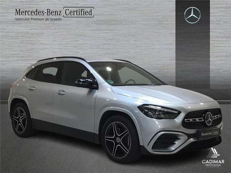 Usado Mercedes GLA200 150 CV (110 kW) 2024 SUV