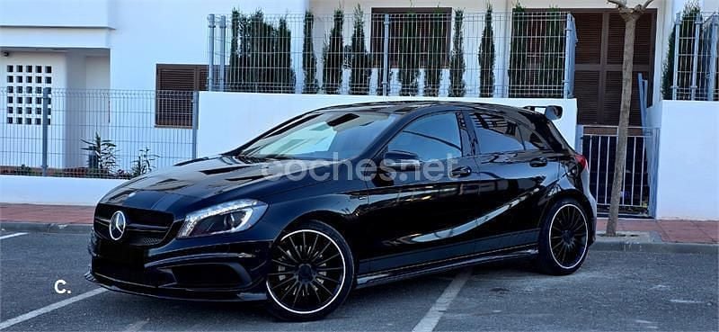 Usado Mercedes A250 AMG line 211 CV (155 kW) 2015 Negro Berlina