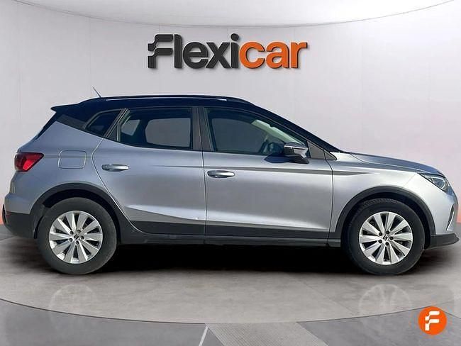 Usado Seat Arona Style 110 CV (80 kW) 2022 Gris SUV