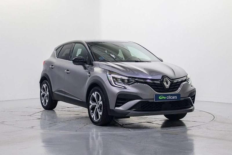 Usado Renault Captur RS Line 158 CV (116 kW) 2022 Gris SUV