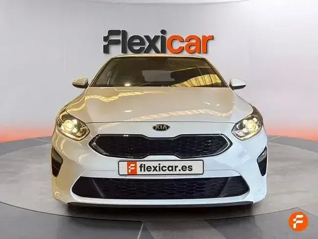 Usado Kia Ceed 100 CV (73 kW) 2020 Blanco Utilitario