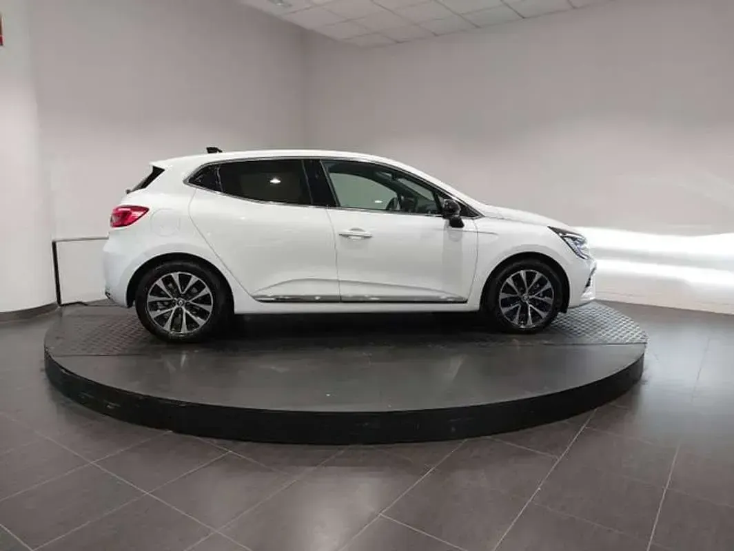 Usado Renault Clio V Techno 140 CV (102 kW) 2023 Blanco Utilitario
