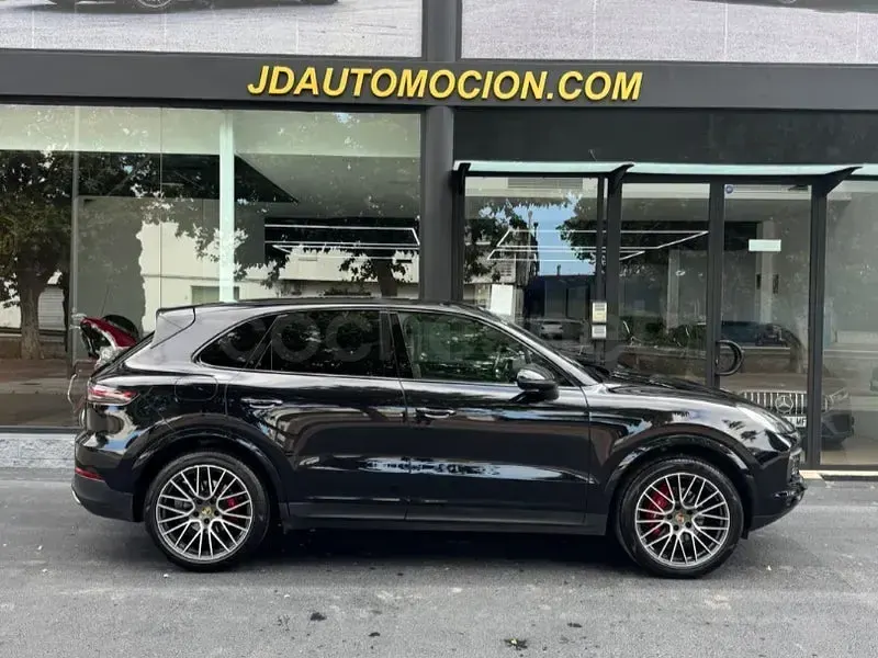 Usado Porsche Cayenne 340 CV (250 kW) 2018 Negro SUV