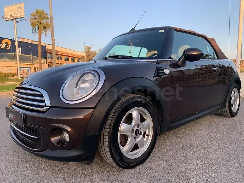 Usado Mini Cooper Cabriolet 122 CV (89 kW) 2012 Marrón Descapotable