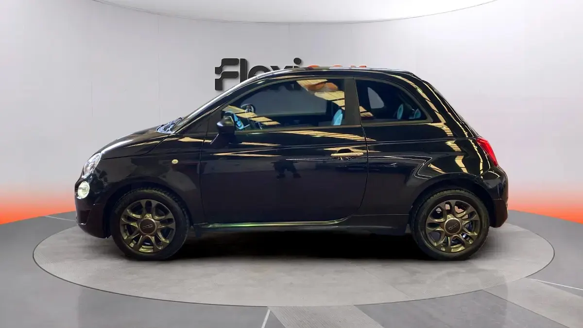 Usado Fiat 500 Connect 71 CV (52 kW) 2022 Negro Berlina