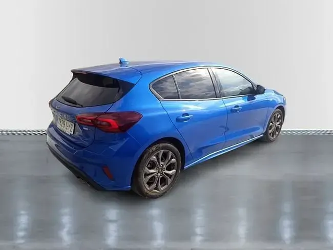 Usado Ford Focus ST-Line 125 CV (91 kW) 2022 Azul desert island (metalizado) Berlina