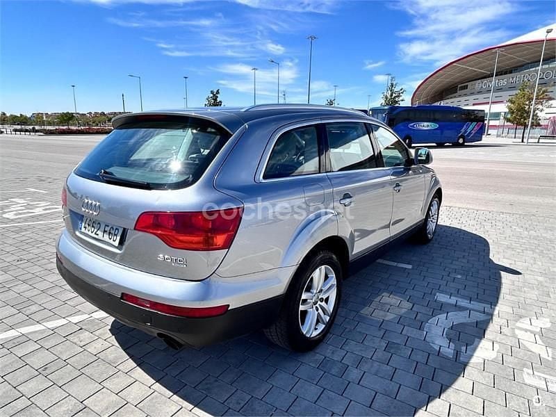 Usado Audi Q7 233 CV (171 kW) 2006 Gris / plata SUV