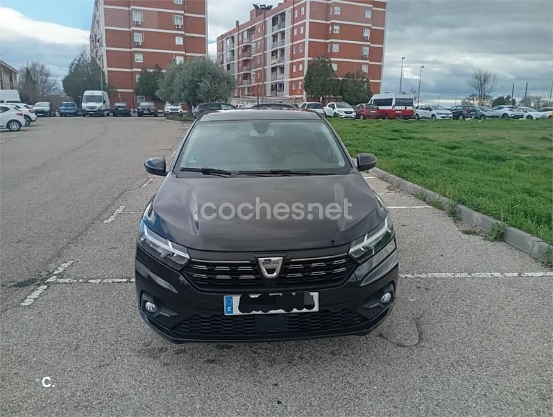 Usado Dacia Sandero Comfort 101 CV (74 kW) 2022 Negro Berlina