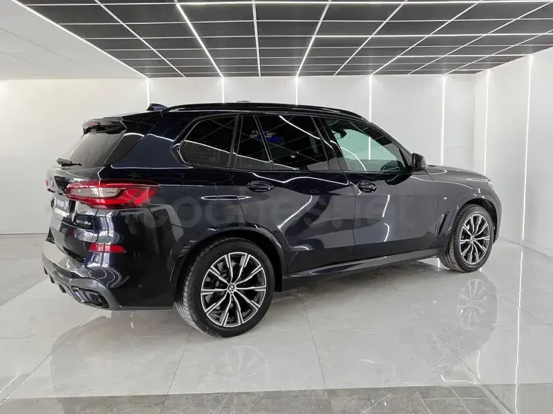 Usado BMW X5 Comfort Edition 394 CV (289 kW) 2021 Azul SUV