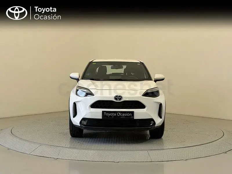 Usado Toyota Yaris Cross Active 116 CV (85 kW) 2022 Blanco SUV
