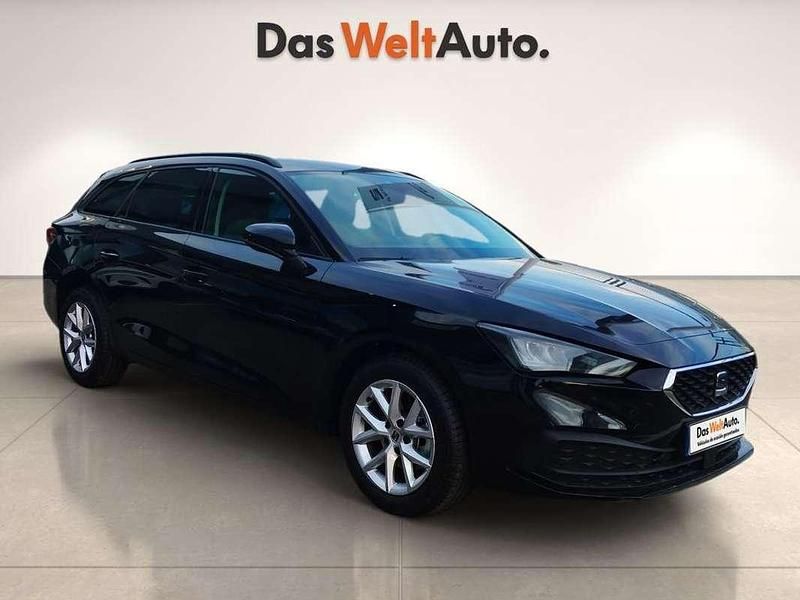 Negro Usado 2024 Seat Leon ST Style Familiar | 23.900 € (Un poco caro) - Imagen 1/4