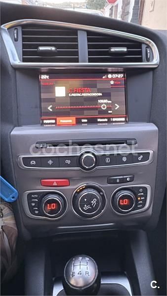 Rojo Usado 2018 Citroën C4 Tonic Berlina | 11.000 € (Precio justo) - Imagen 1/4
