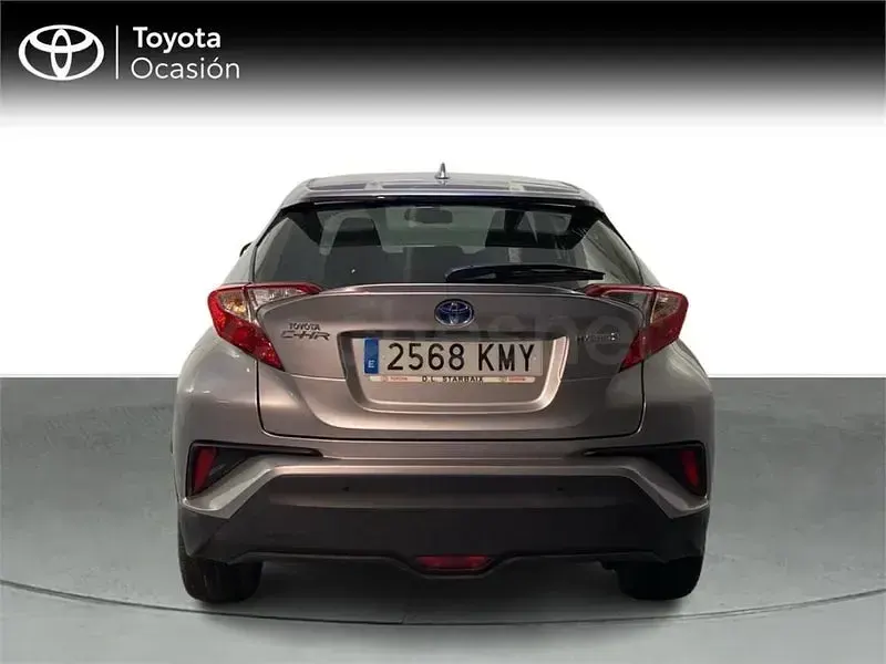 Usado Toyota C-HR Advance 122 CV (89 kW) 2018 Gris / plata SUV