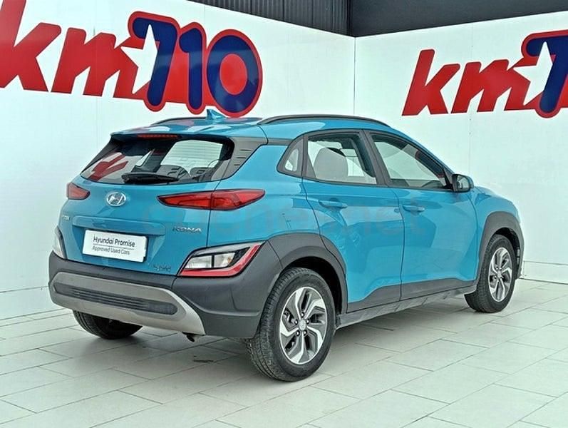 Usado Hyundai Kona 141 HP (103 kW) 2022 Azul SUV