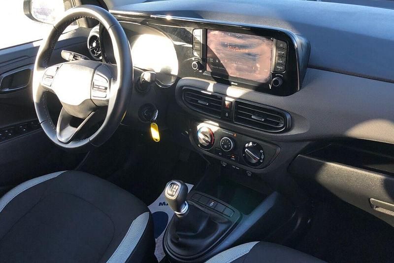 Usado Hyundai i10 63 CV (46 kW) 2024 Otro Utilitario