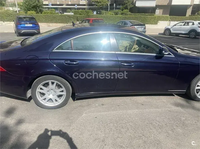 Usado Mercedes CLS350 292 CV (214 kW) 2006 Azul Coupe