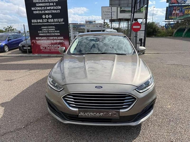 Usado Ford Mondeo Trend 150 CV (110 kW) 2020 Beige Berlina