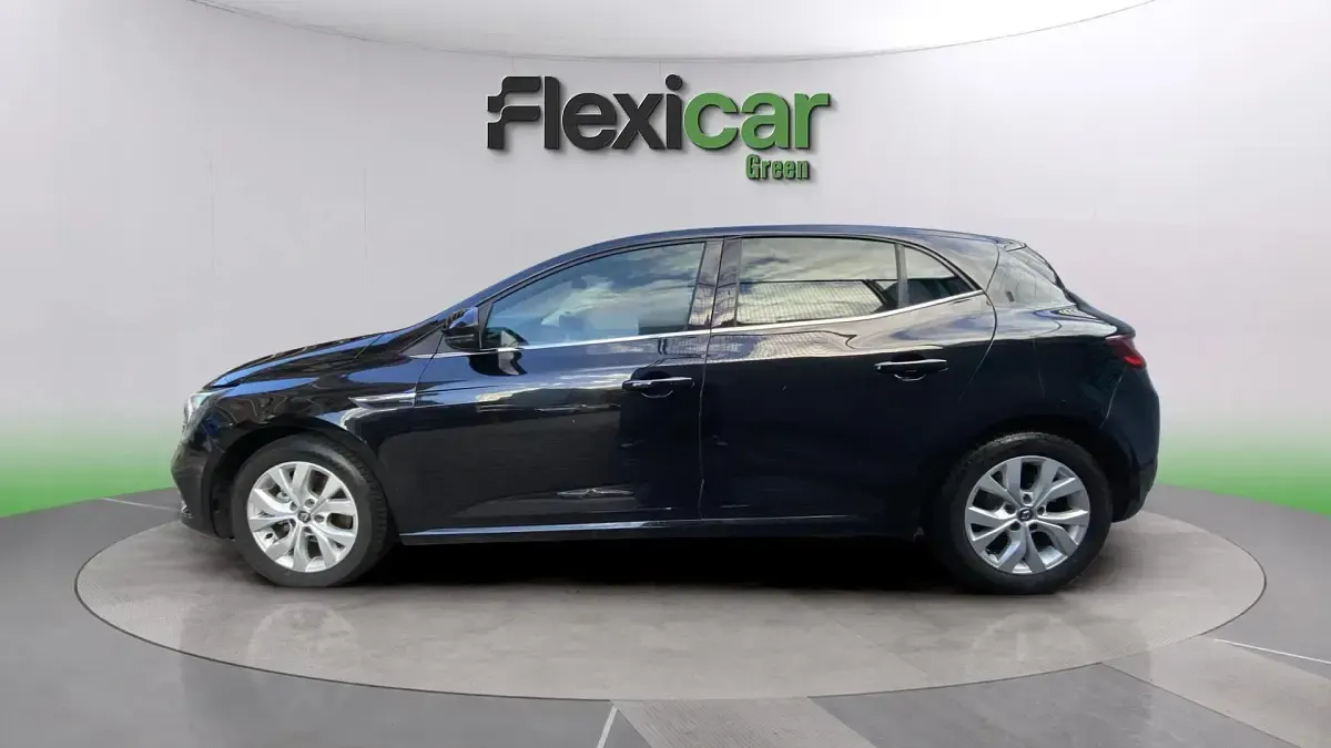 Usado Renault Mégane LIMITED 140 CV (102 kW) 2020 Negro Berlina