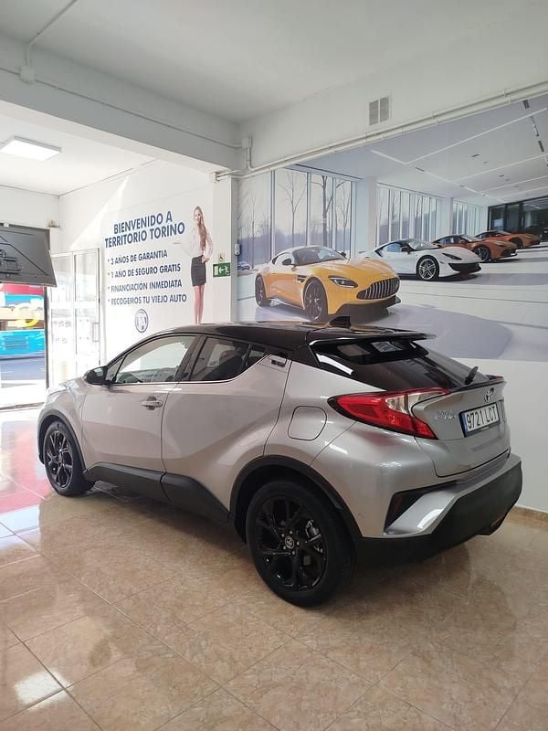Usado Toyota C-HR Advance 122 CV (89 kW) 2020 Gris SUV