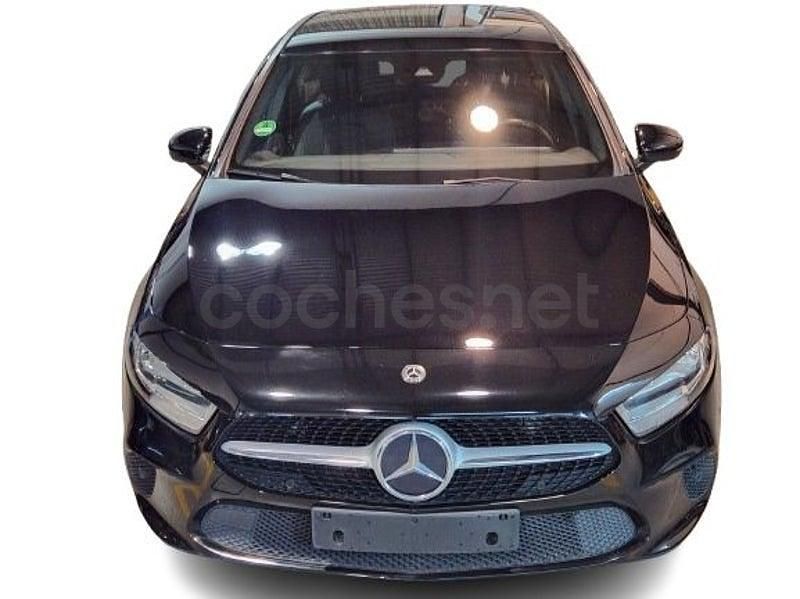 Usado Mercedes A180 116 CV (85 kW) 2019 Negro Berlina